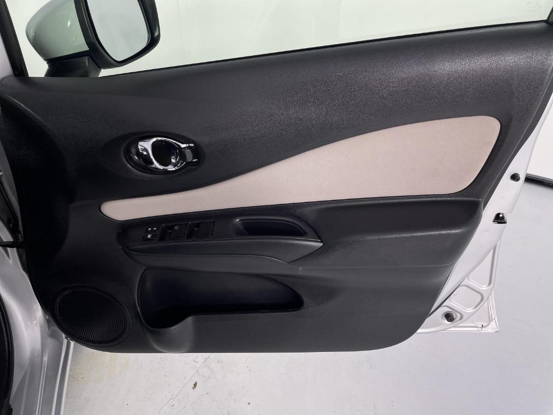 Photo '15' of Nissan Note Photo '15' of Nissan Note