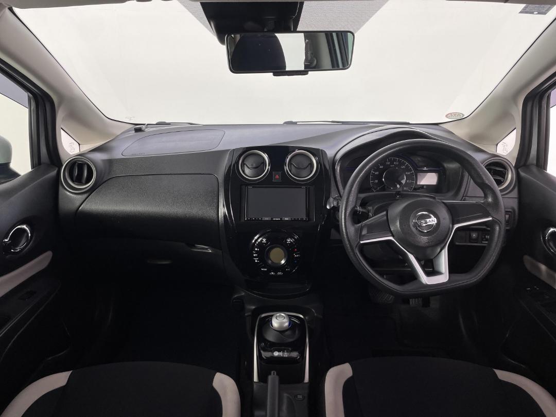 Photo '17' of Nissan Note Photo '17' of Nissan Note