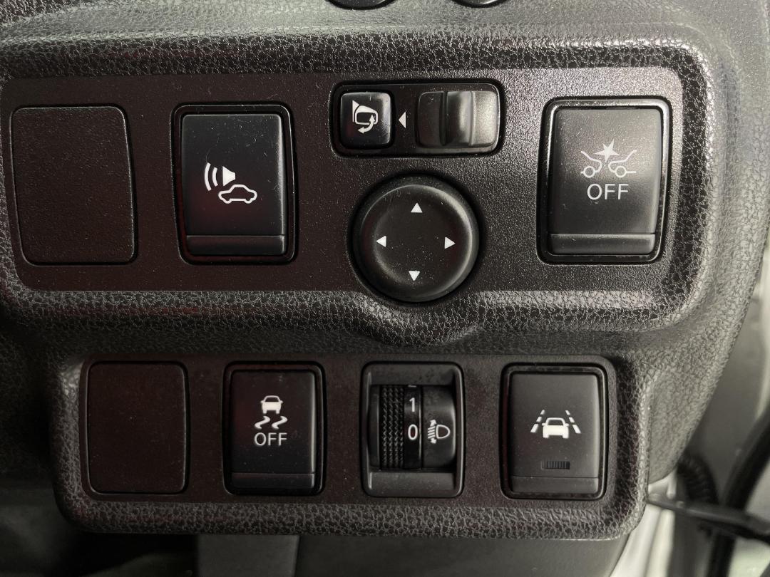 Photo '23' of Nissan Note Photo '23' of Nissan Note