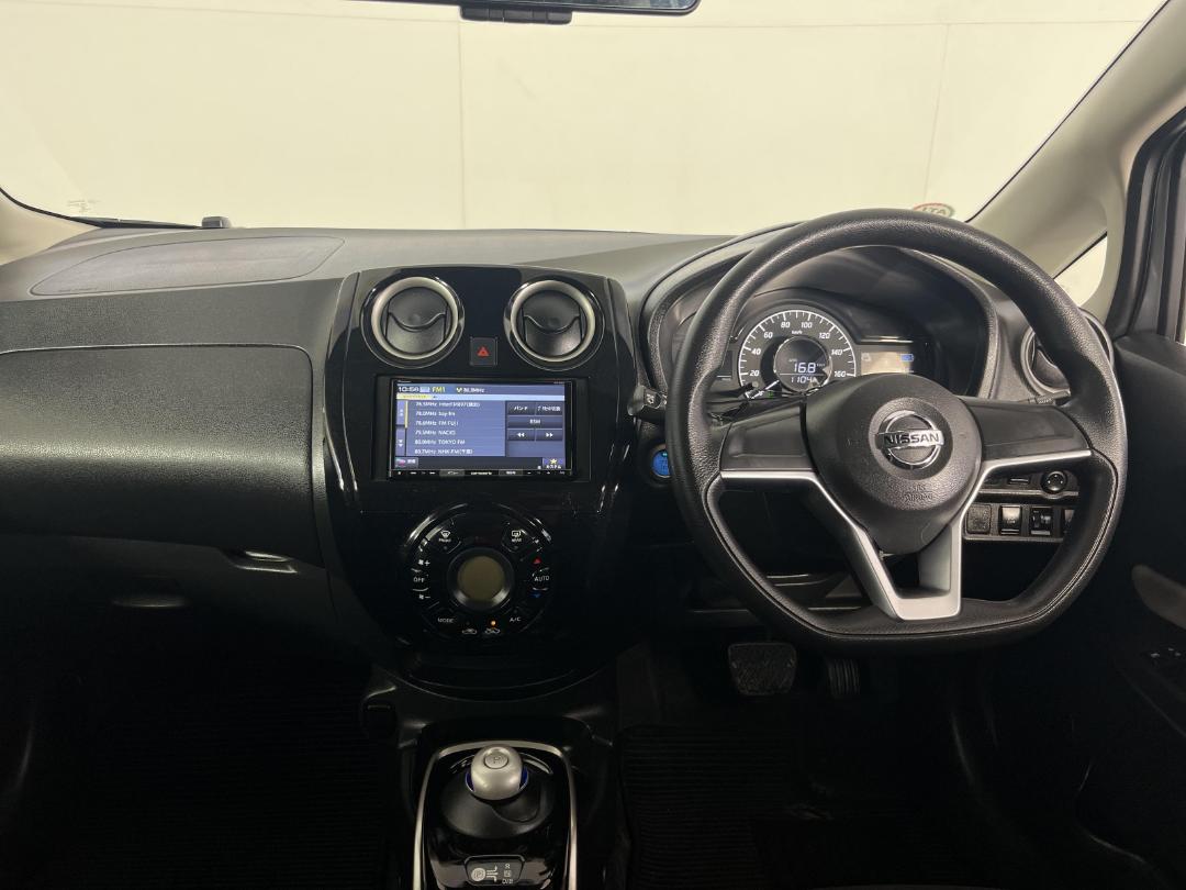 Photo '17' of Nissan Note Photo '17' of Nissan Note