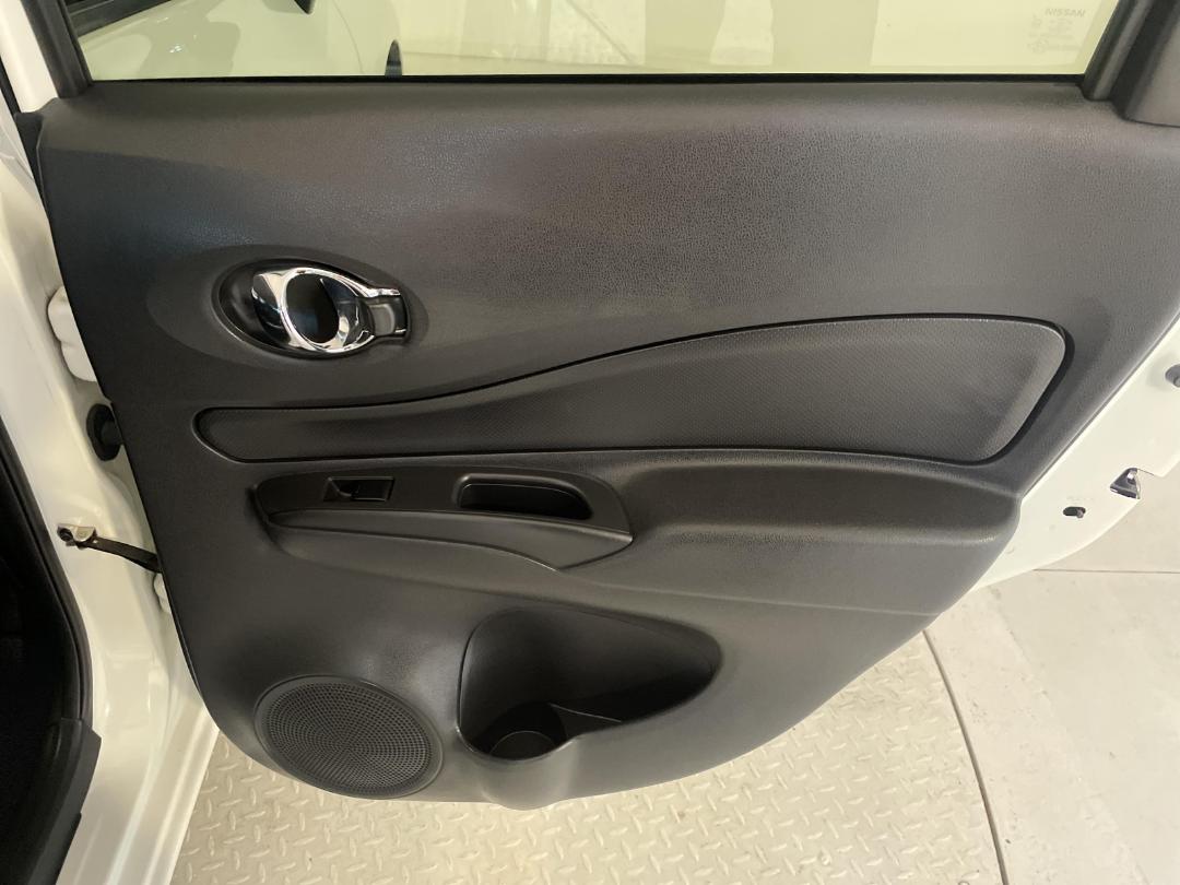 Photo '19' of Nissan Note Photo '19' of Nissan Note