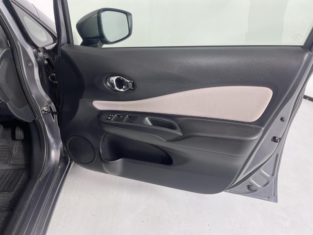 Photo '15' of Nissan Note Photo '15' of Nissan Note