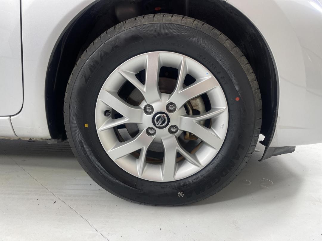 Photo '9' of Nissan Note Photo '9' of Nissan Note