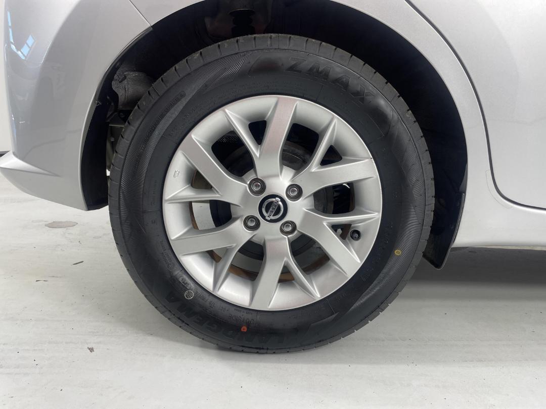 Photo '12' of Nissan Note Photo '12' of Nissan Note