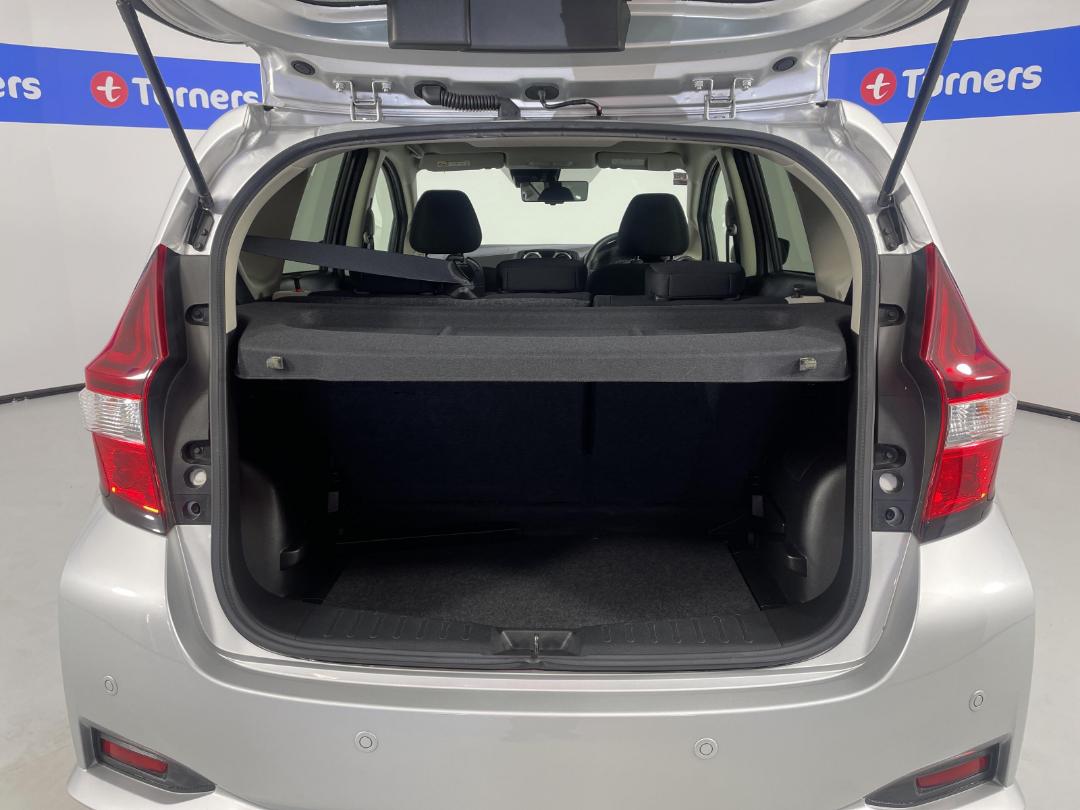 Photo '14' of Nissan Note Photo '14' of Nissan Note