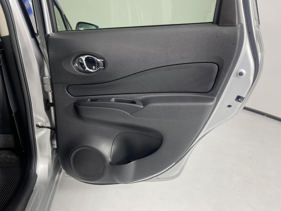 Photo '19' of Nissan Note Photo '19' of Nissan Note