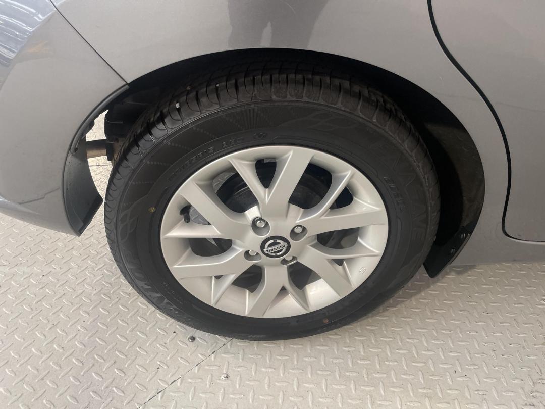 Photo '12' of Nissan Note Photo '12' of Nissan Note