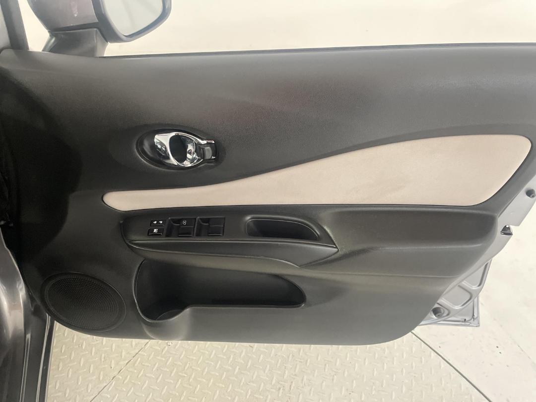 Photo '15' of Nissan Note Photo '15' of Nissan Note