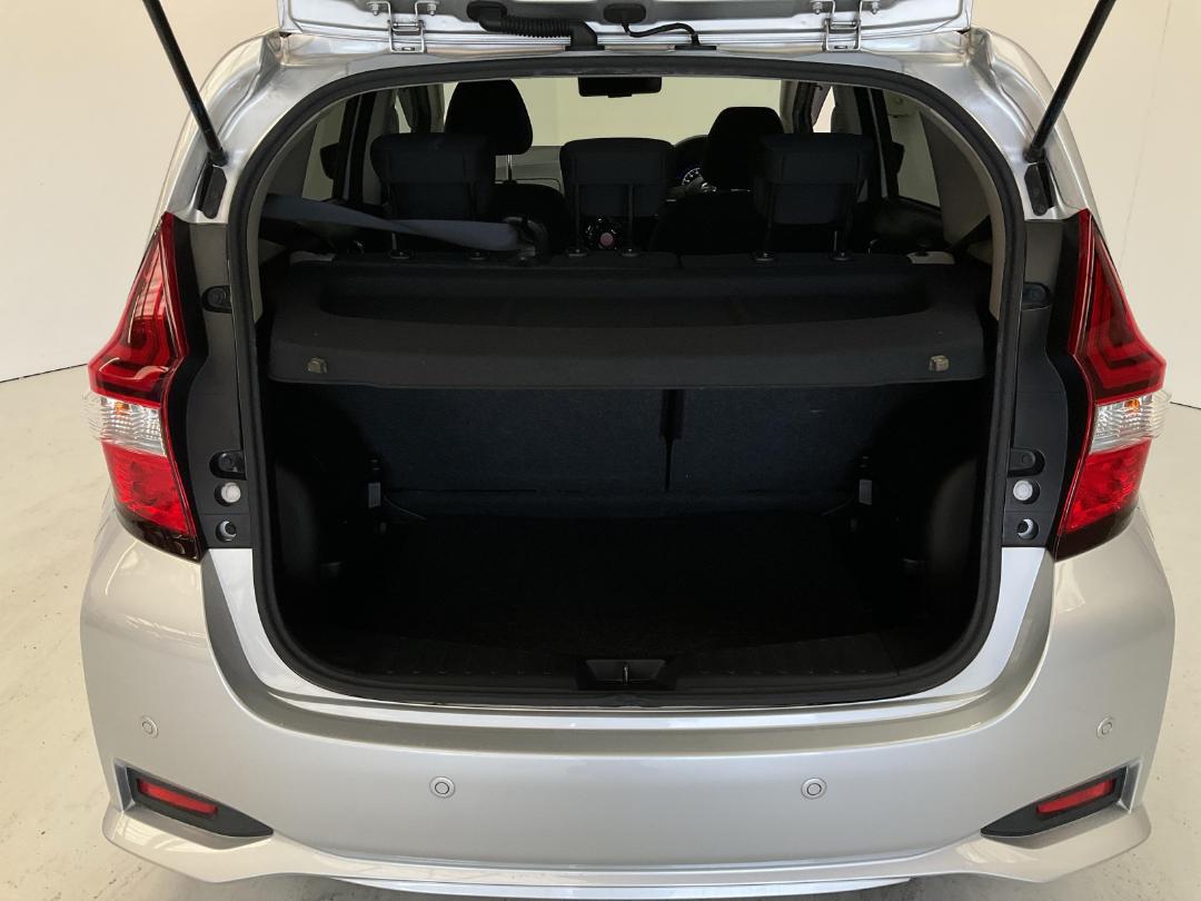 Photo '14' of Nissan Note Photo '14' of Nissan Note