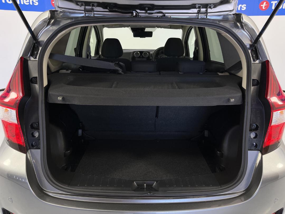 Photo '14' of Nissan Note Photo '14' of Nissan Note