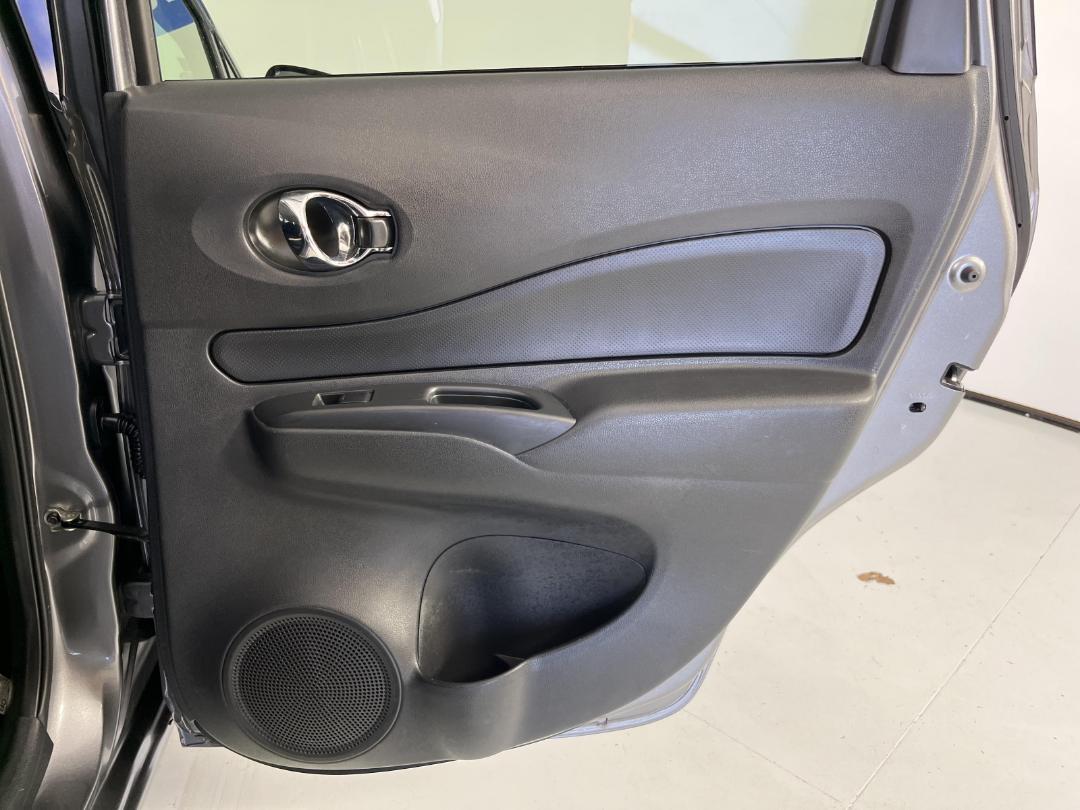 Photo '19' of Nissan Note Photo '19' of Nissan Note