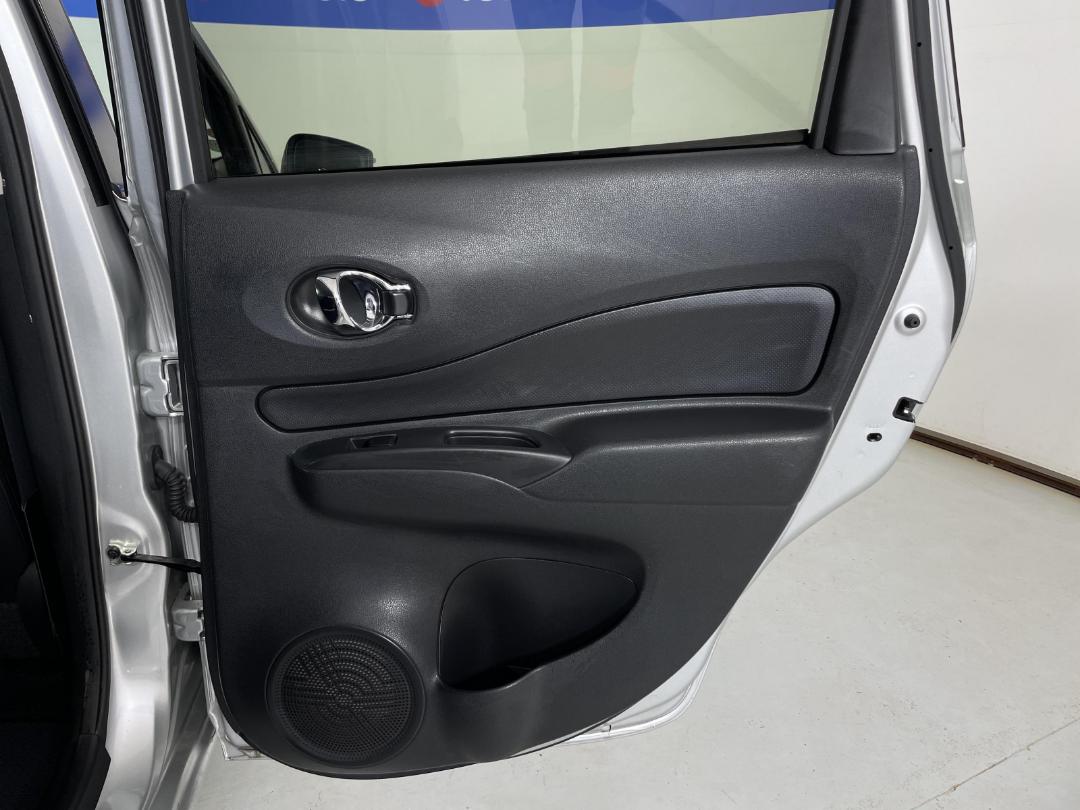 Photo '19' of Nissan Note Photo '19' of Nissan Note