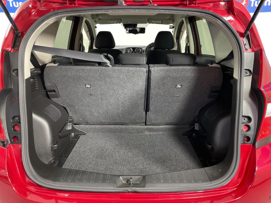 Photo '14' of Nissan Note Photo '14' of Nissan Note