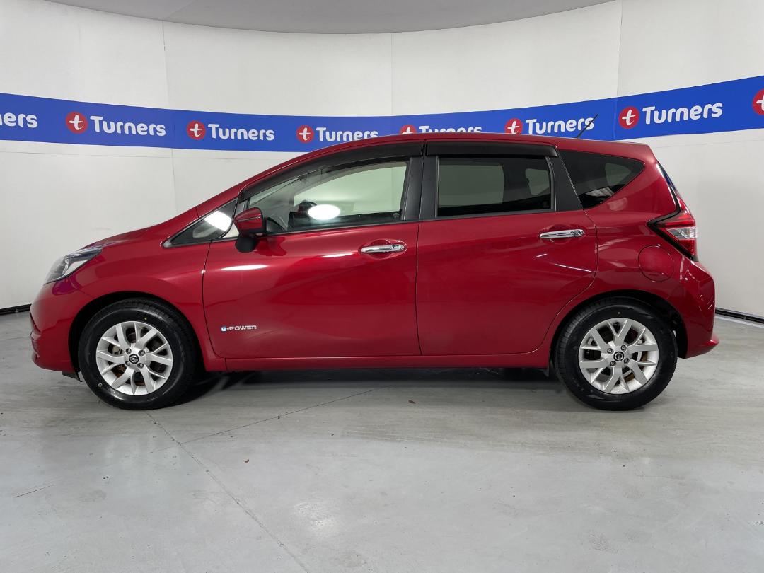 Photo '24' of Nissan Note Photo '24' of Nissan Note