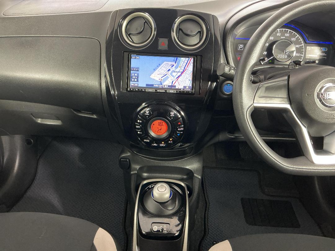 Photo '18' of Nissan Note