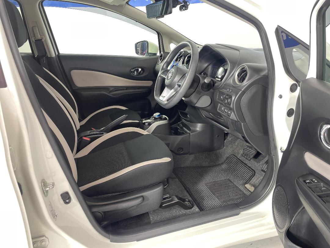 Photo '16' of Nissan Note