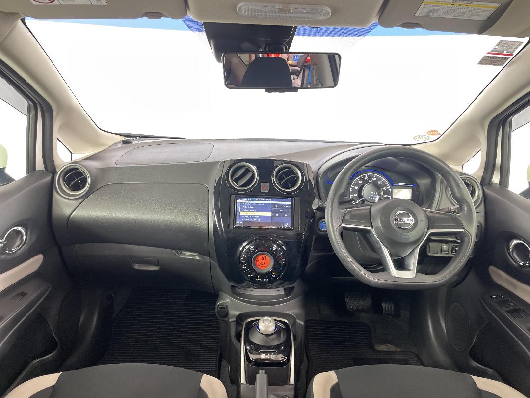 Photo '17' of Nissan Note