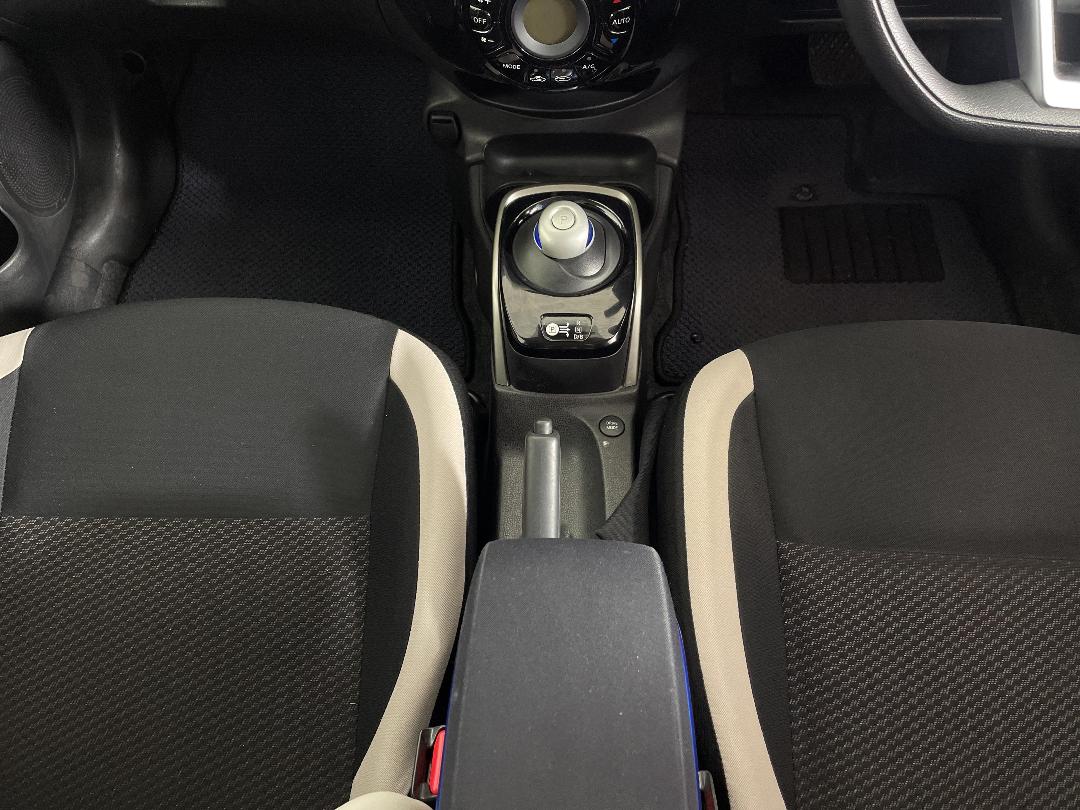 Photo '18' of Nissan Note