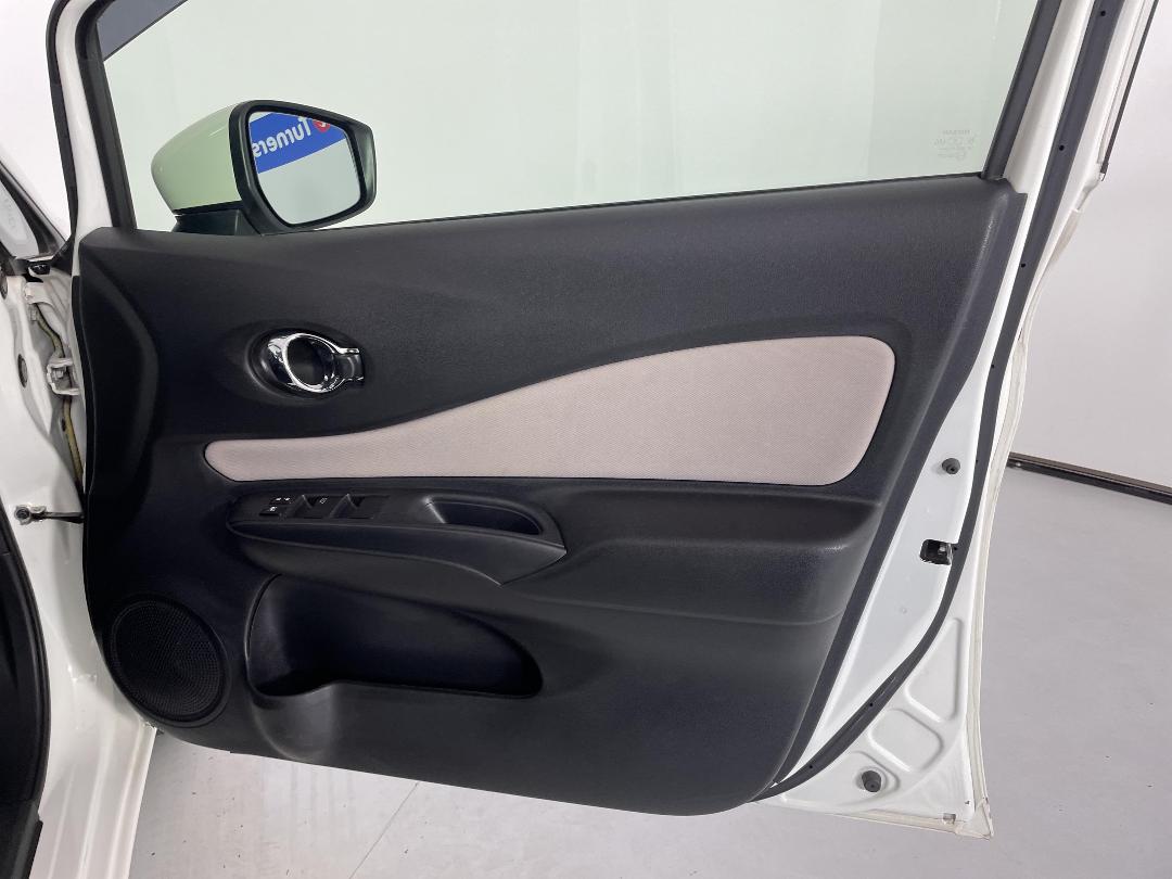 Photo '15' of Nissan Note