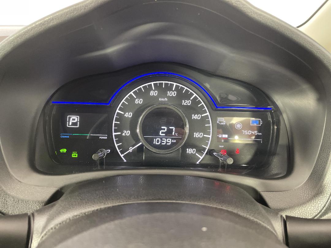 Photo '21' of Nissan Note