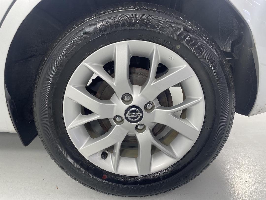 Photo '11' of Nissan Note