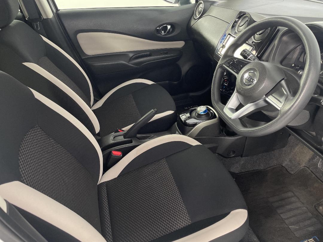 Photo '16' of Nissan Note