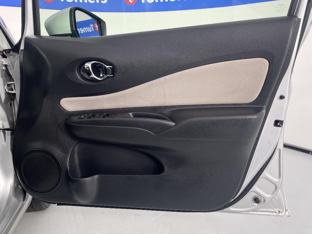 Photo '15' of Nissan Note