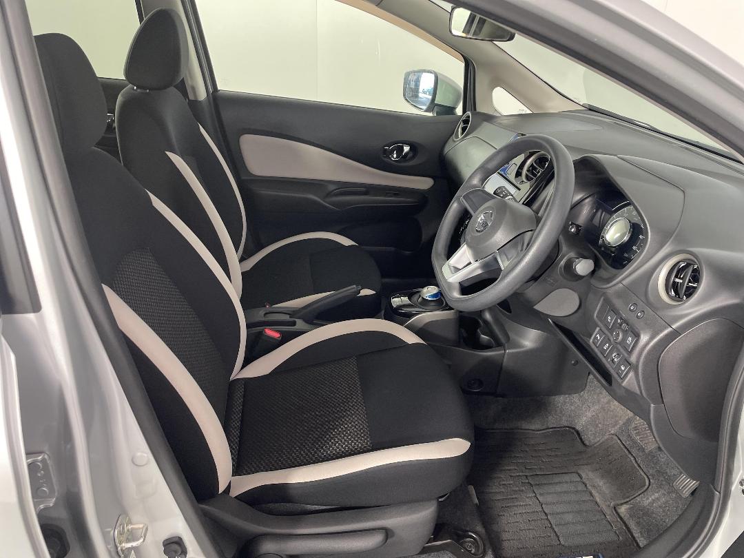 Photo '16' of Nissan Note Photo '16' of Nissan Note