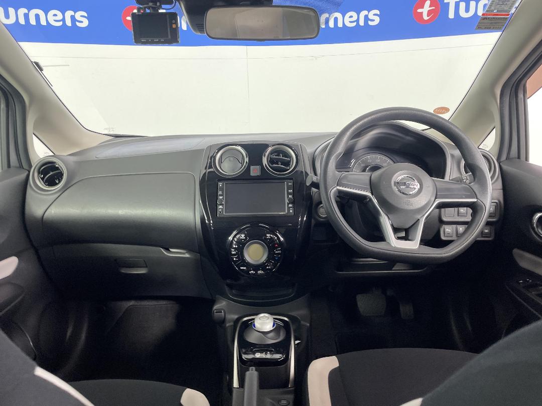 Photo '17' of Nissan Note Photo '17' of Nissan Note