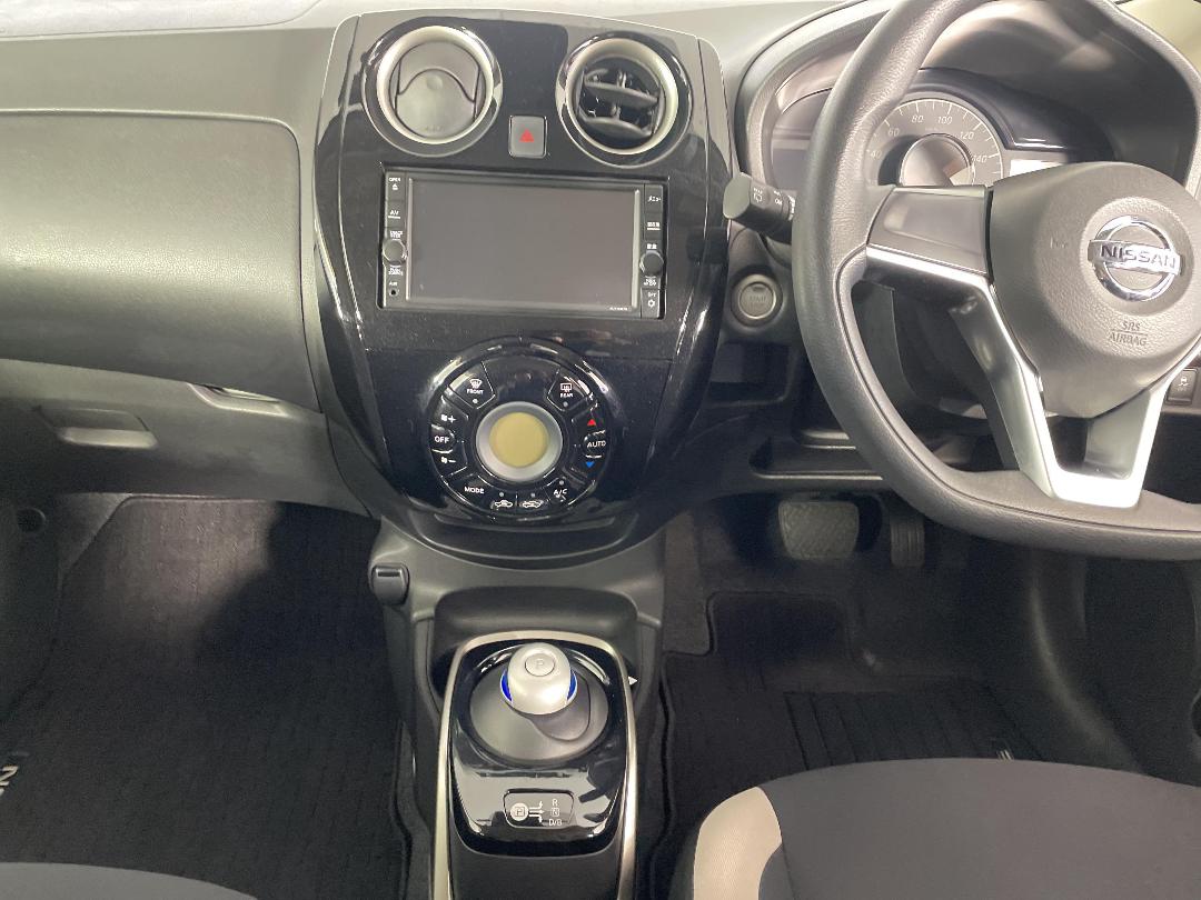 Photo '18' of Nissan Note Photo '18' of Nissan Note