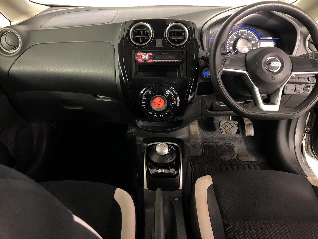 Photo '17' of Nissan Note