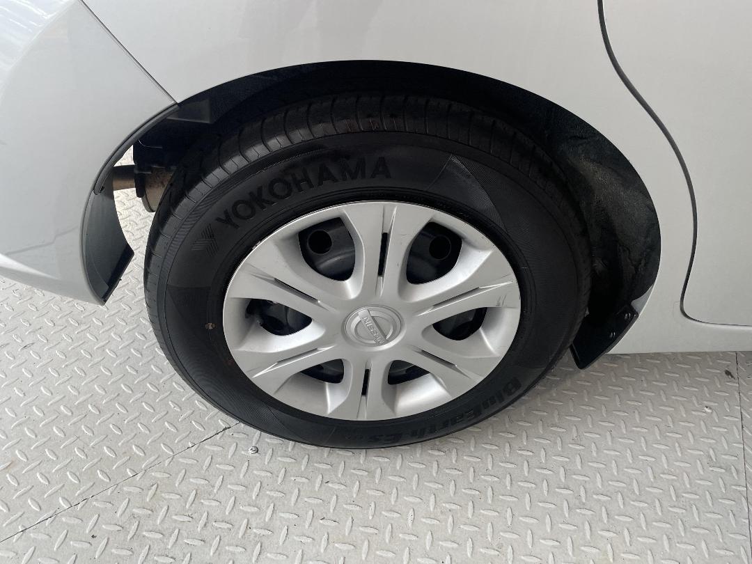 Photo '12' of Nissan Note