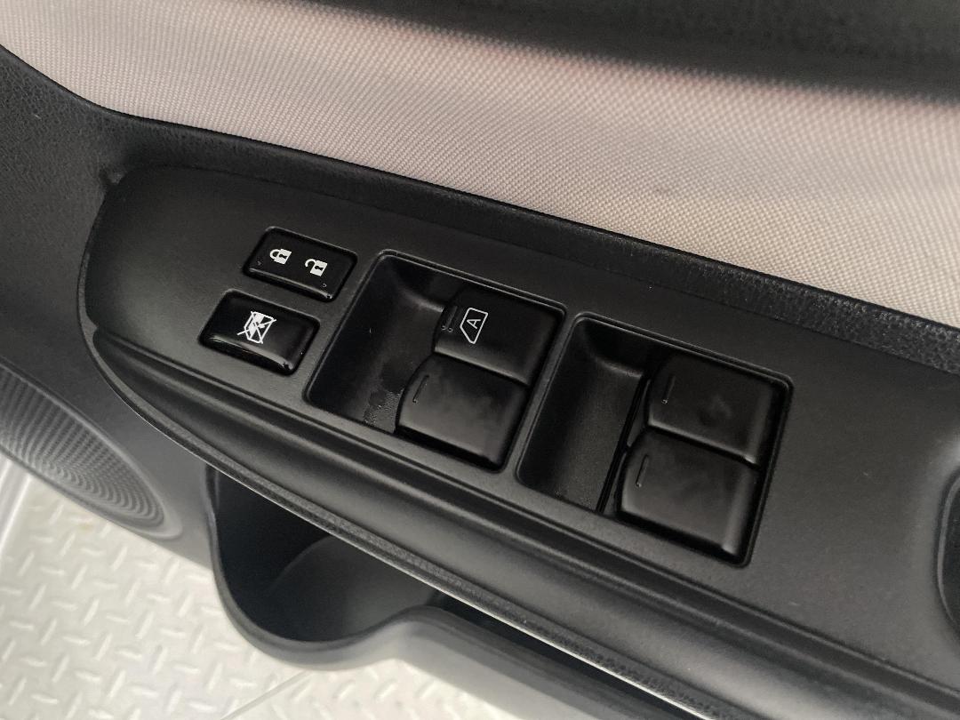 Photo '23' of Nissan Note