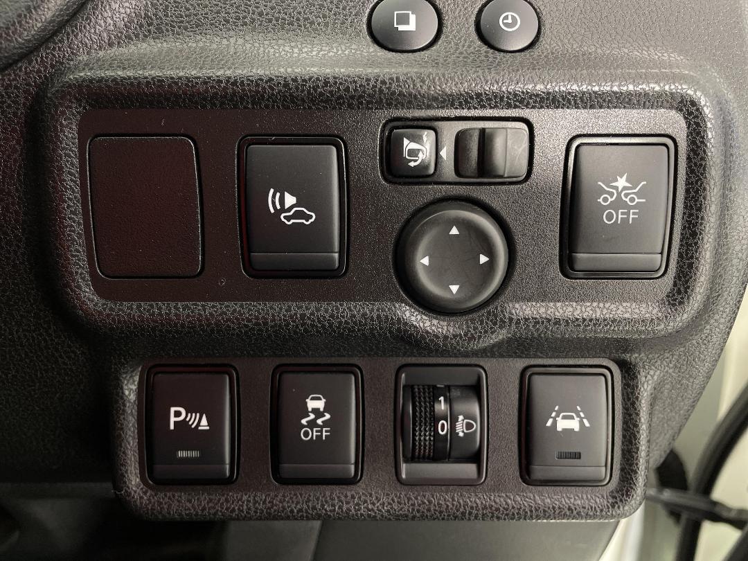 Photo '23' of Nissan Note Photo '23' of Nissan Note