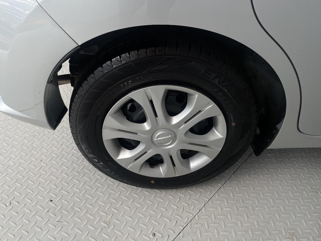 Photo '12' of Nissan Note