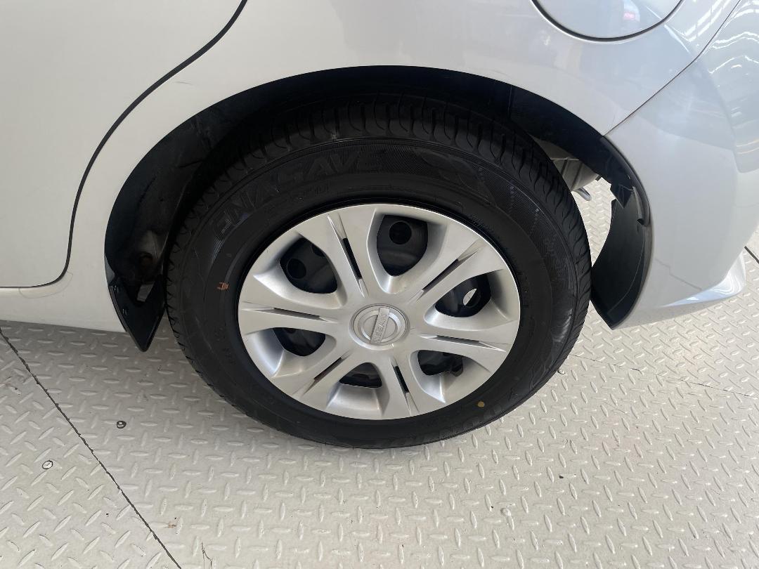 Photo '11' of Nissan Note