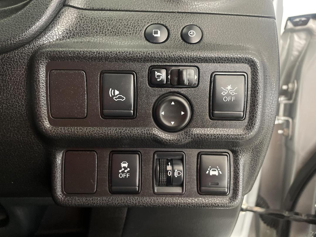 Photo '24' of Nissan Note