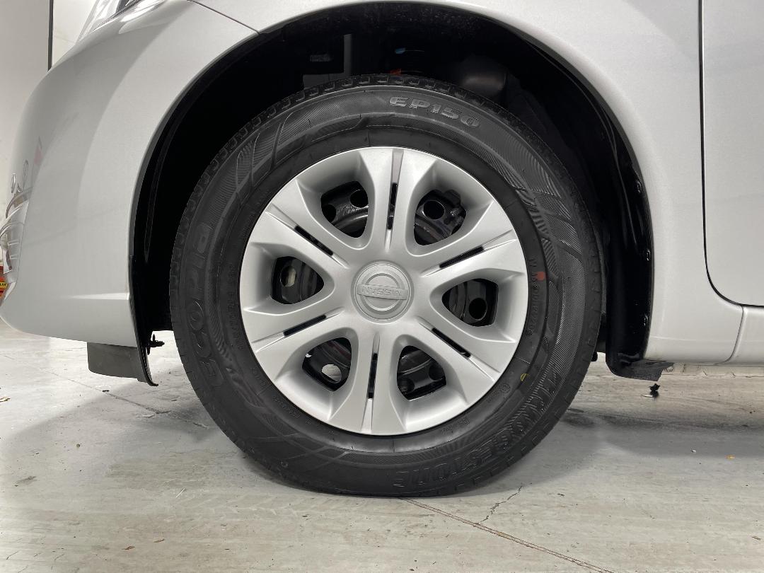 Photo '10' of Nissan Note