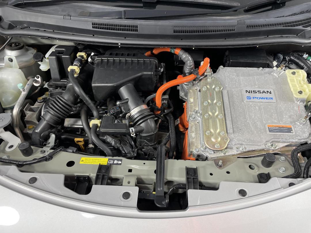 Photo '13' of Nissan Note