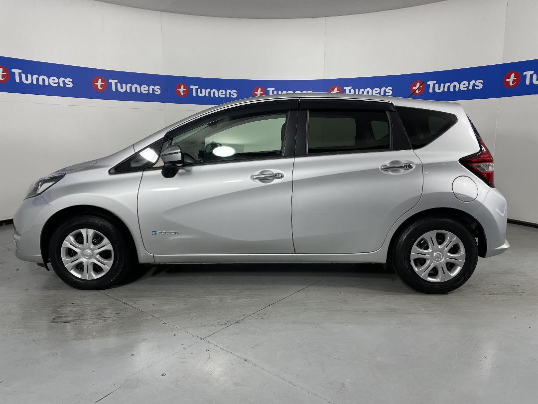 Photo '24' of Nissan Note