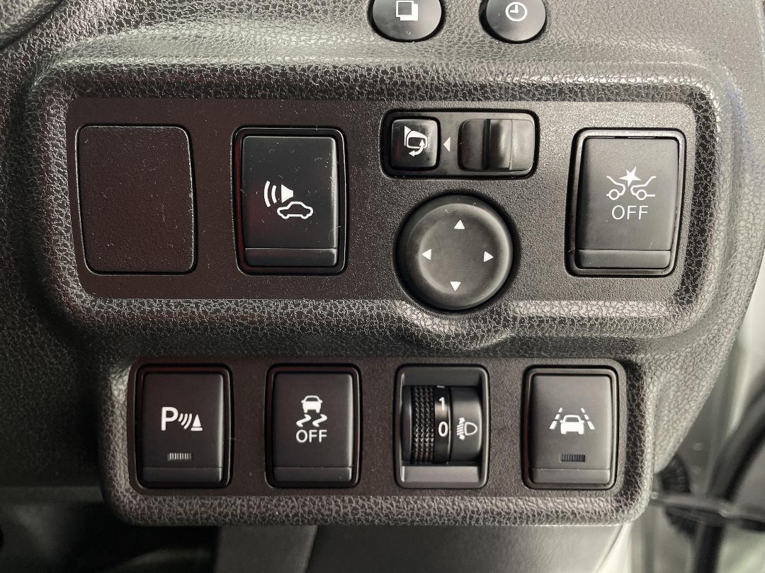 Photo '23' of Nissan Note Photo '23' of Nissan Note