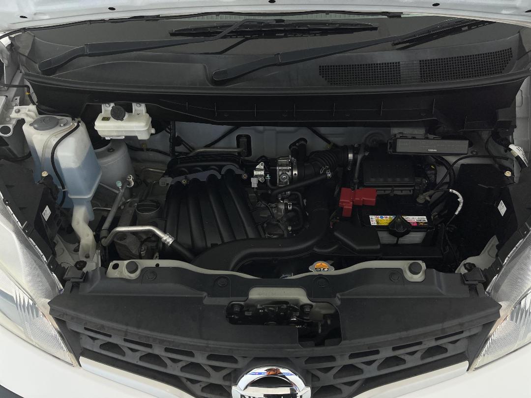 Photo '13' of Nissan NV200 Photo '13' of Nissan NV200