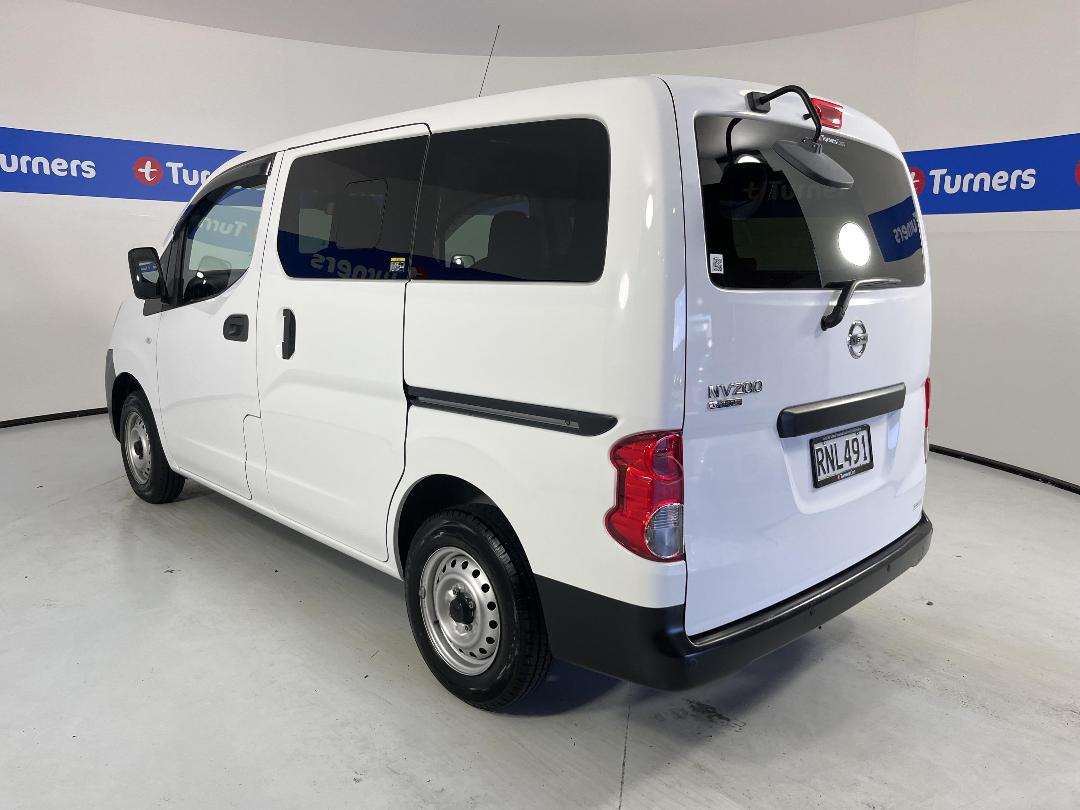 Photo '5' of Nissan NV200 Photo '5' of Nissan NV200