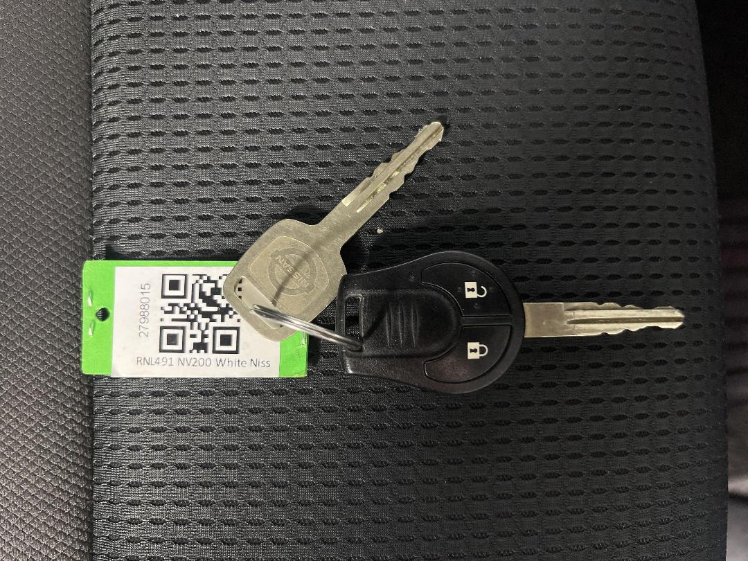 Photo '19' of Nissan NV200 Photo '19' of Nissan NV200