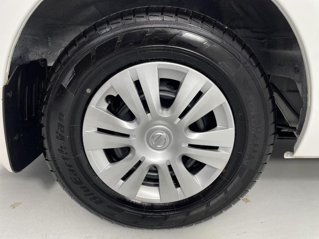 Photo '12' of Nissan NV350 Photo '12' of Nissan NV350