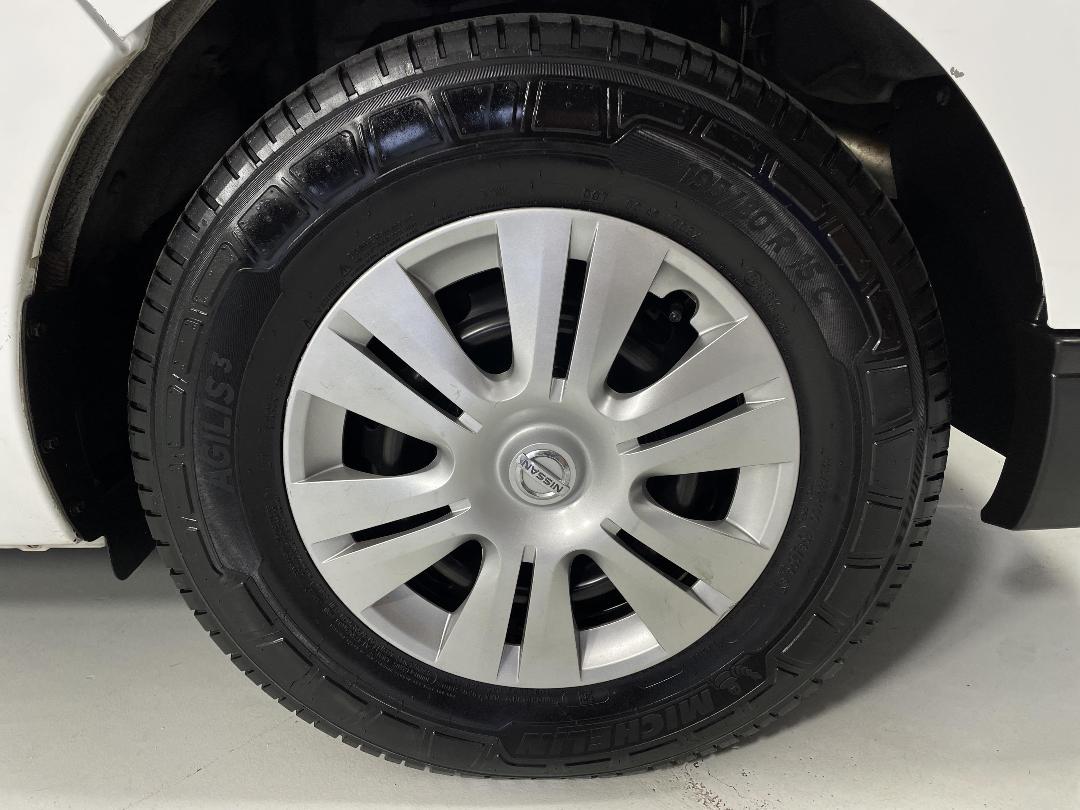 Photo '9' of Nissan NV350 Photo '9' of Nissan NV350