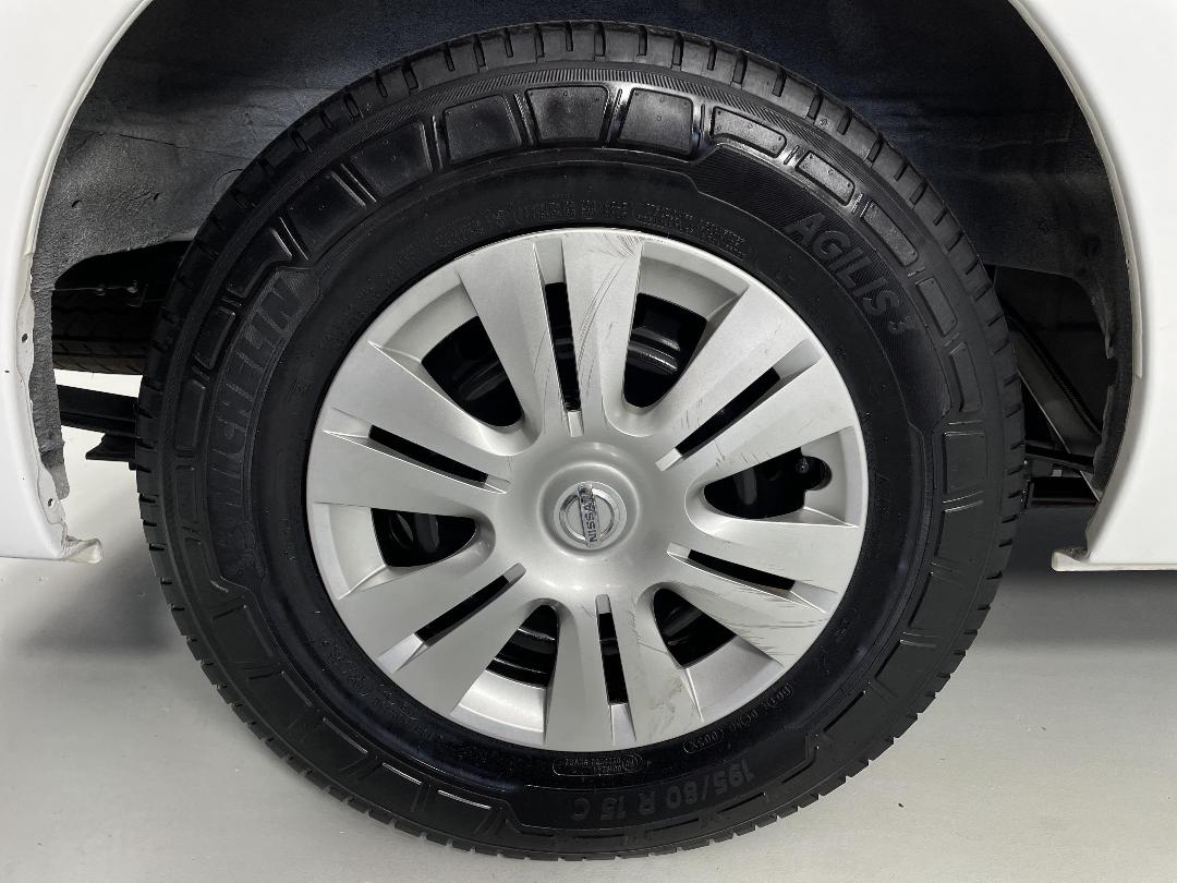 Photo '12' of Nissan NV350 Photo '12' of Nissan NV350