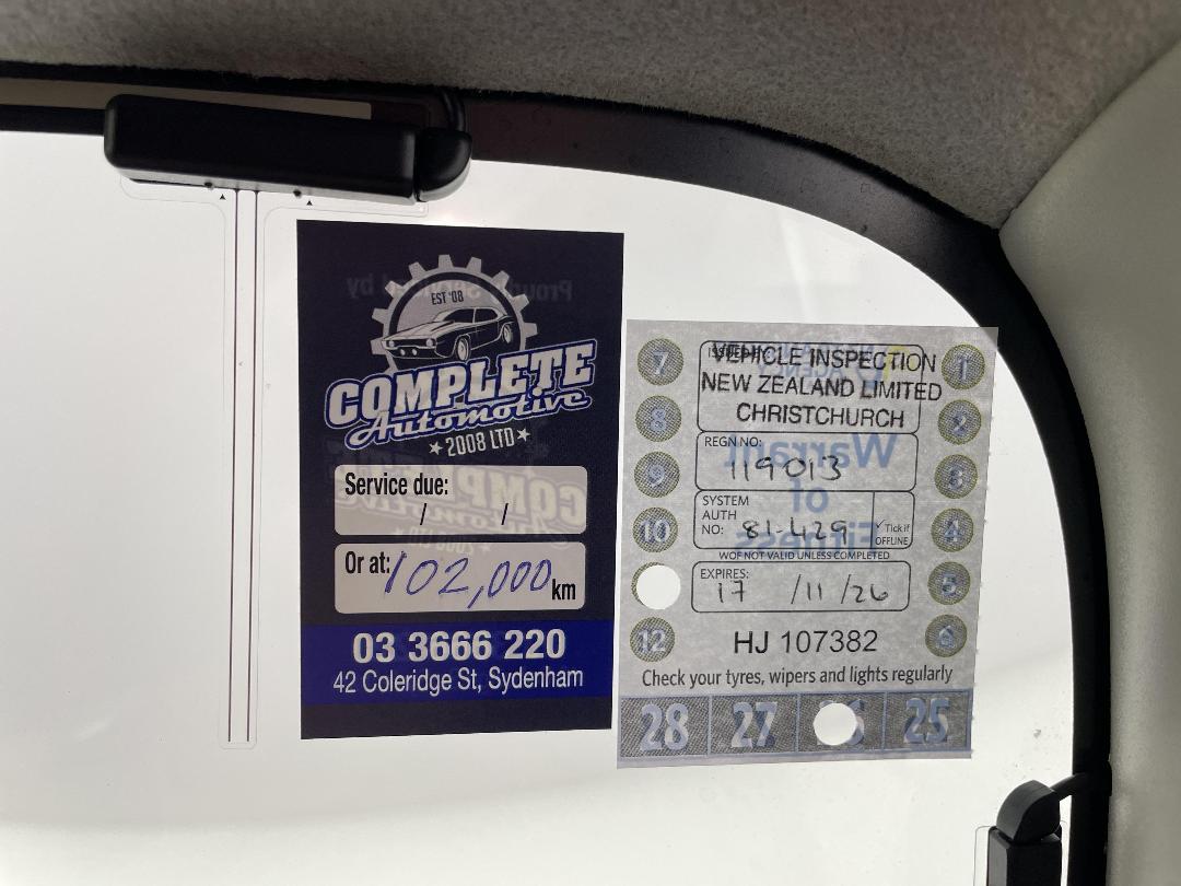 Photo '24' of Nissan NV350 Photo '24' of Nissan NV350