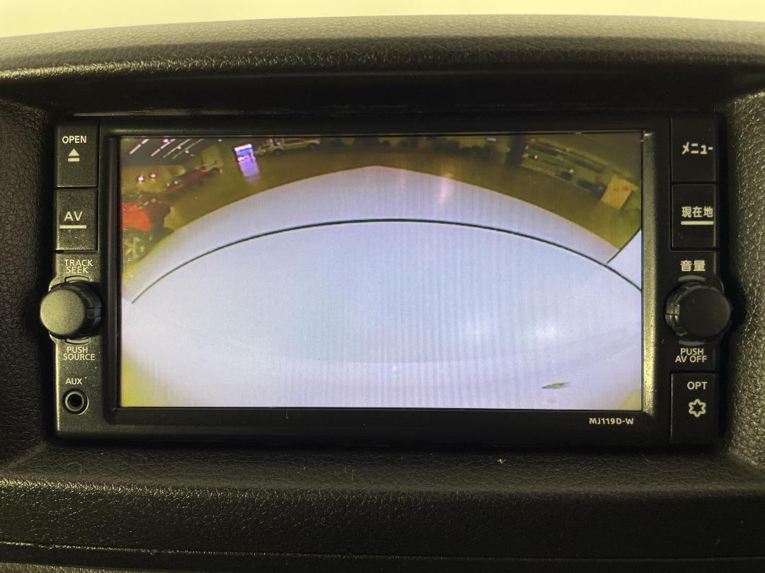 Photo '23' of Nissan NV350 Photo '23' of Nissan NV350