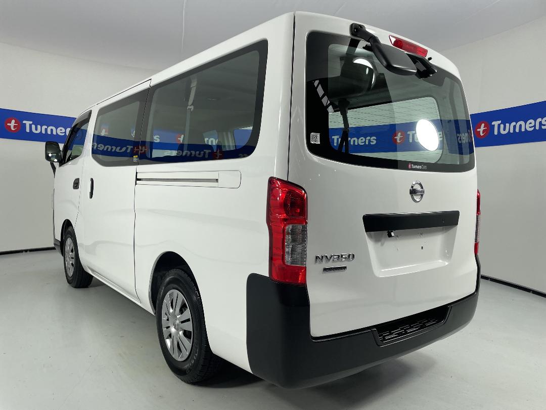 Photo '5' of Nissan NV350